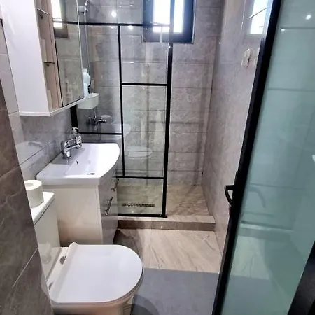 White House ! Gara De Nord Apartment Bucharest